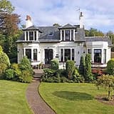 Spark of Genius Woodside care home